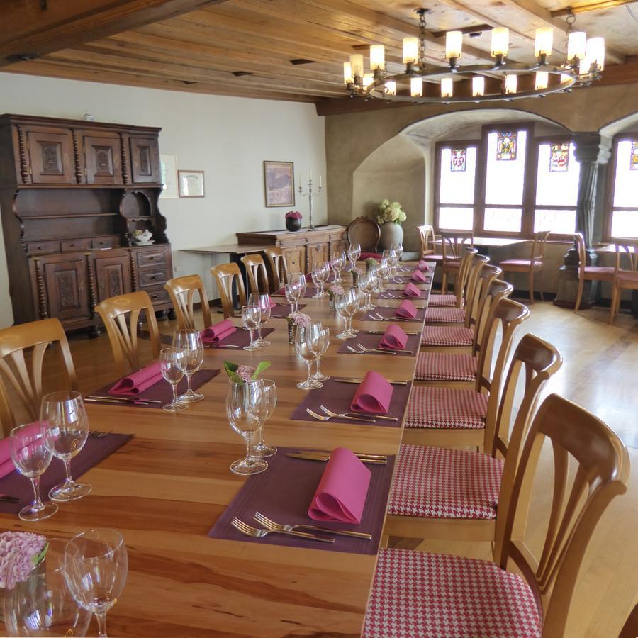 فندق فينفيلدنفي  Gasthaus Zum Trauben المظهر الخارجي الصورة